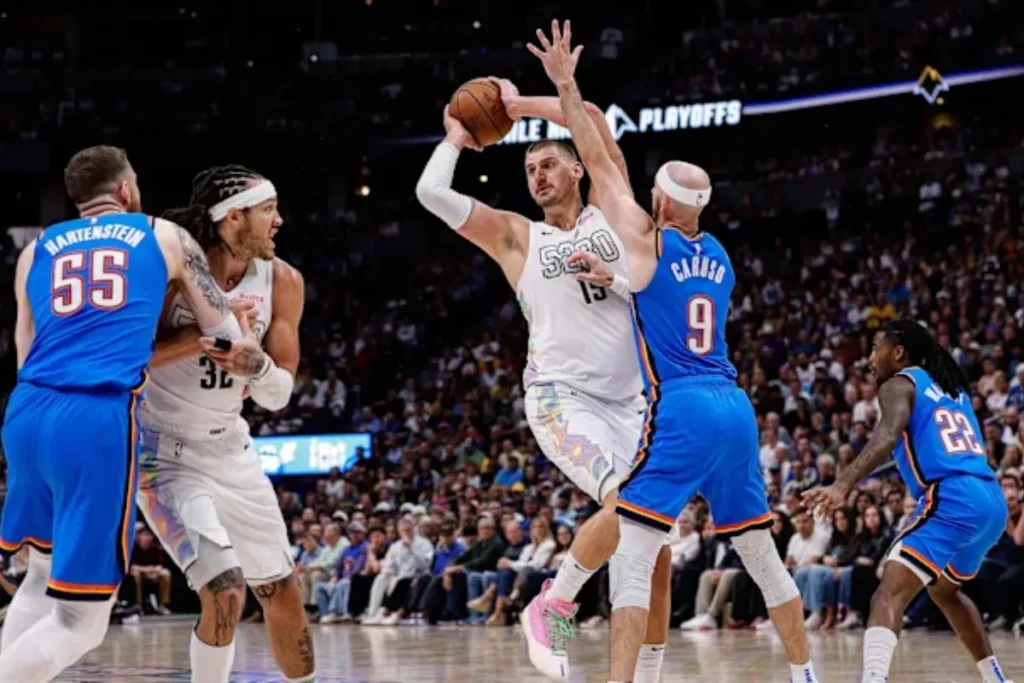 雷霆側翼雖然普遍身高不夠,但防守閱讀與觀念能擔任POA的人不在少數