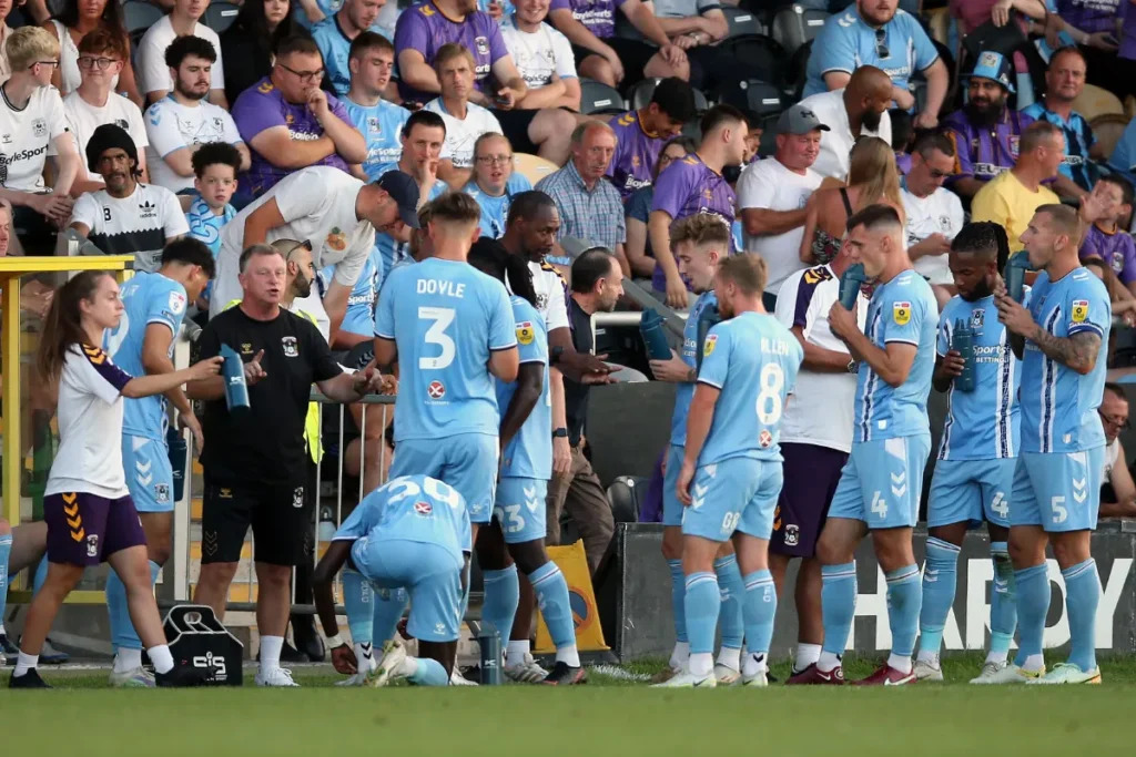 世界盃所有比賽將採用“補水暫停”意味著每25分鐘左右就要暫停一次